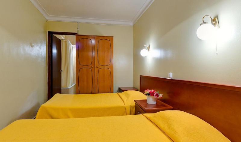 Modelo Hotel Lisbon Room photo